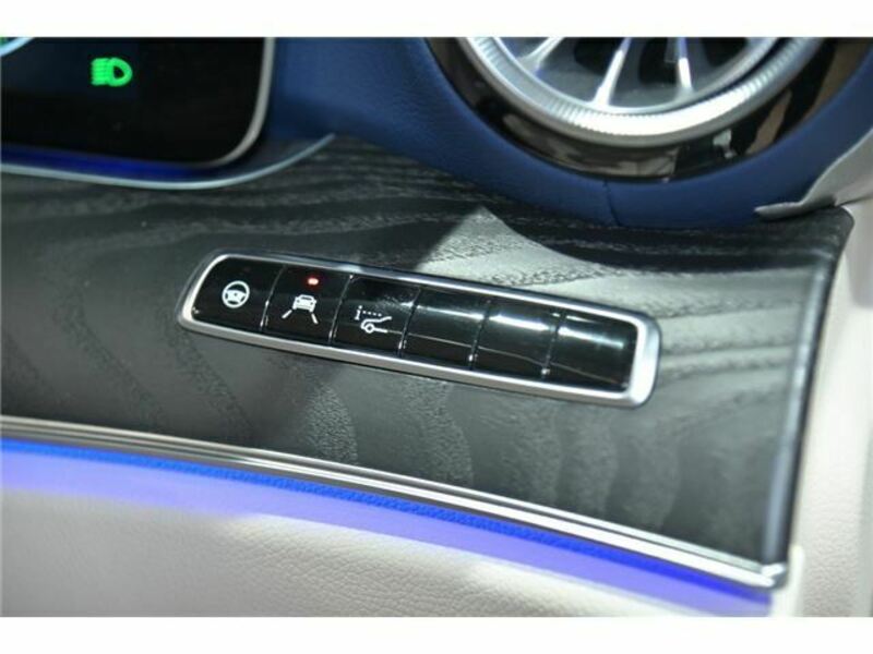 E-CLASS