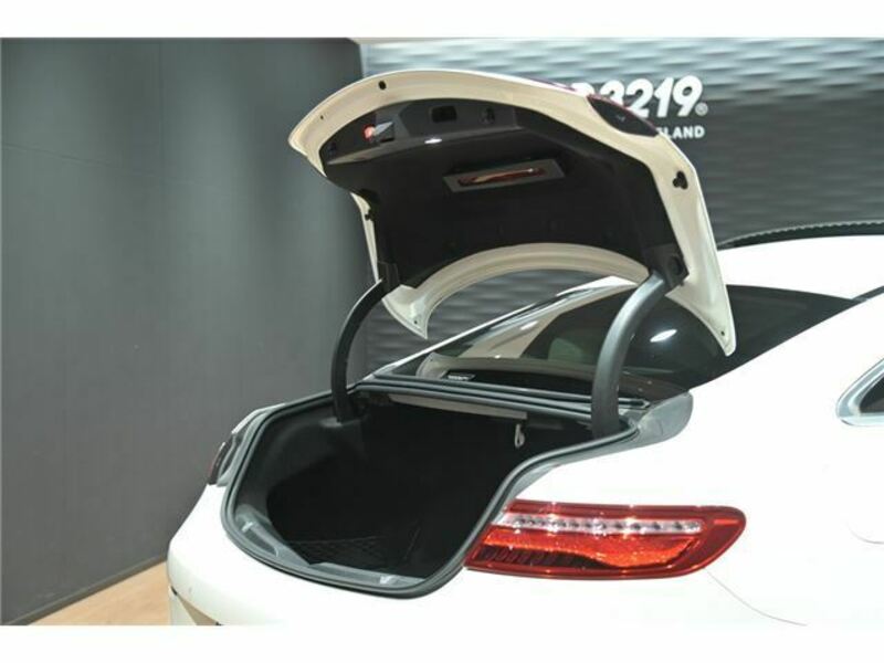 E-CLASS