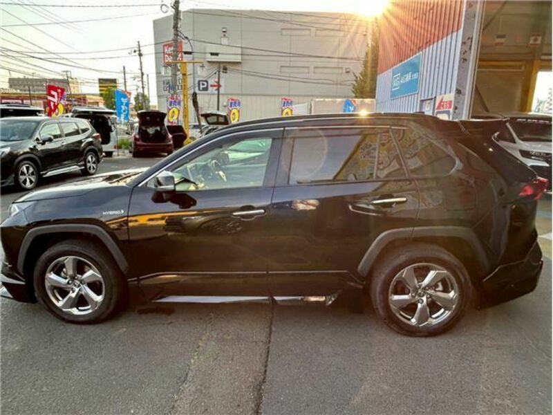 RAV4