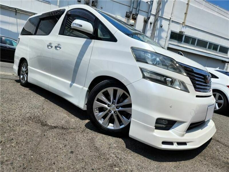 TOYOTA VELLFIRE