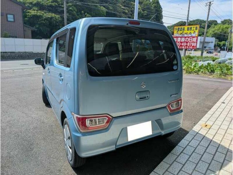 WAGON R