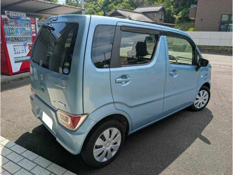 WAGON R
