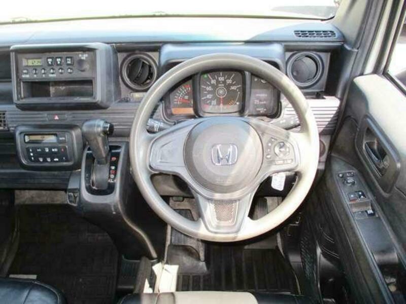 N-VAN