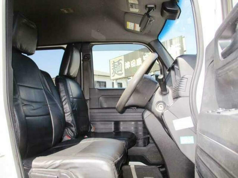 N-VAN