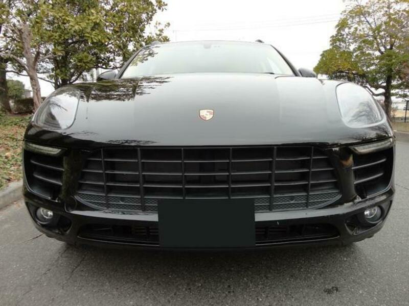MACAN