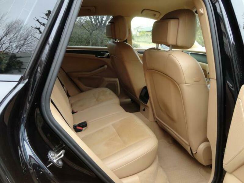 MACAN