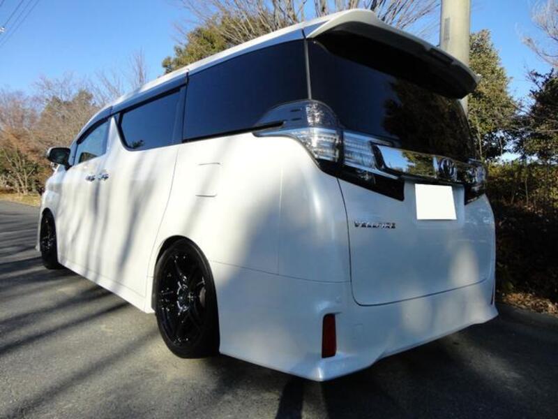 VELLFIRE
