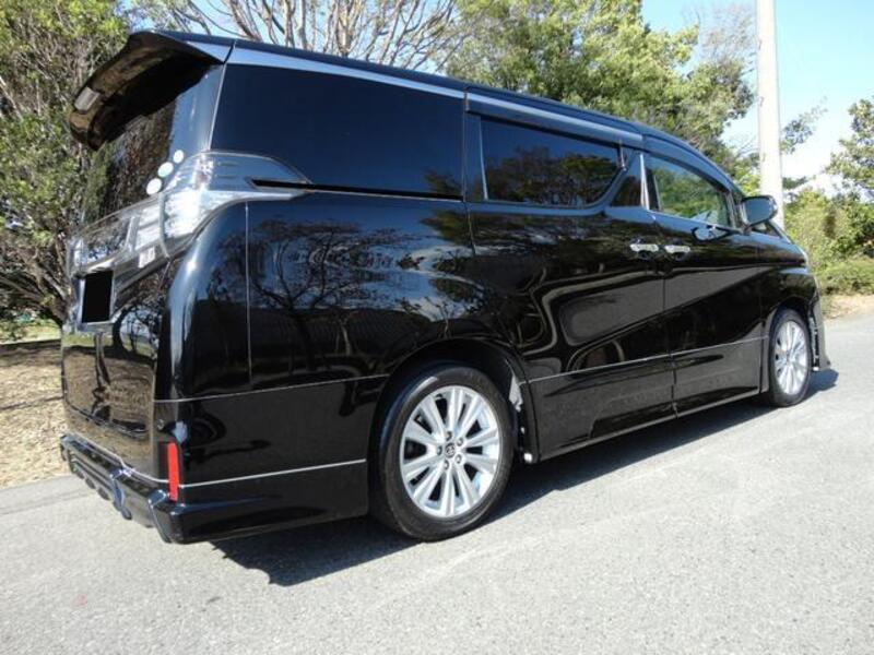 VELLFIRE