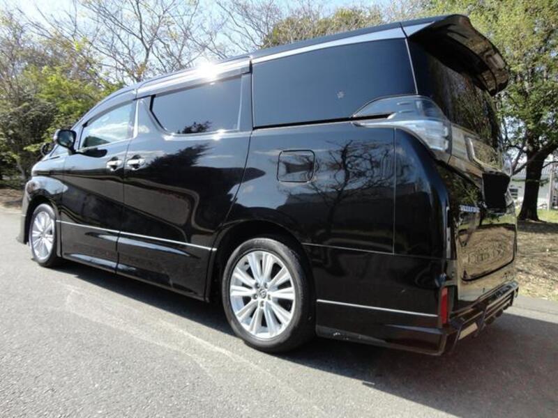 VELLFIRE