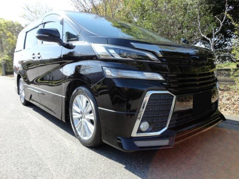 TOYOTA VELLFIRE