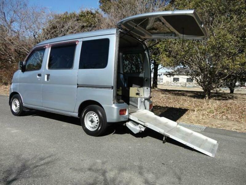 DAIHATSU HIJET CARGO