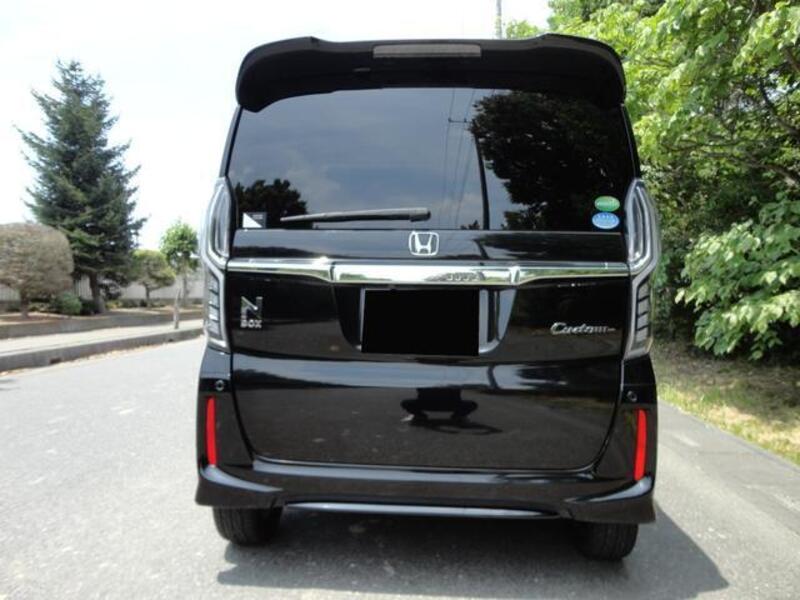 N BOX CUSTOM