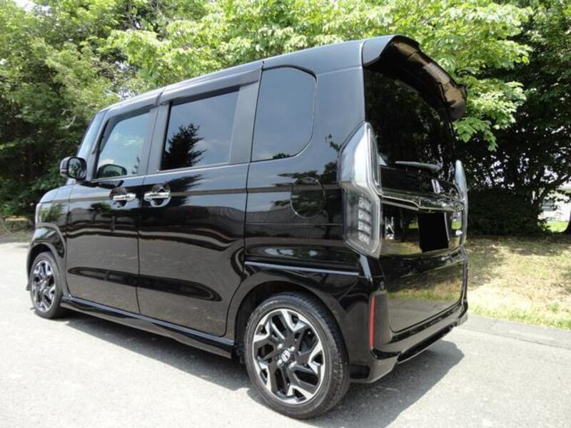 N BOX CUSTOM