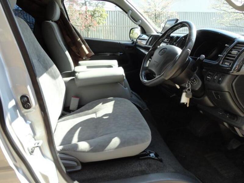 HIACE WAGON