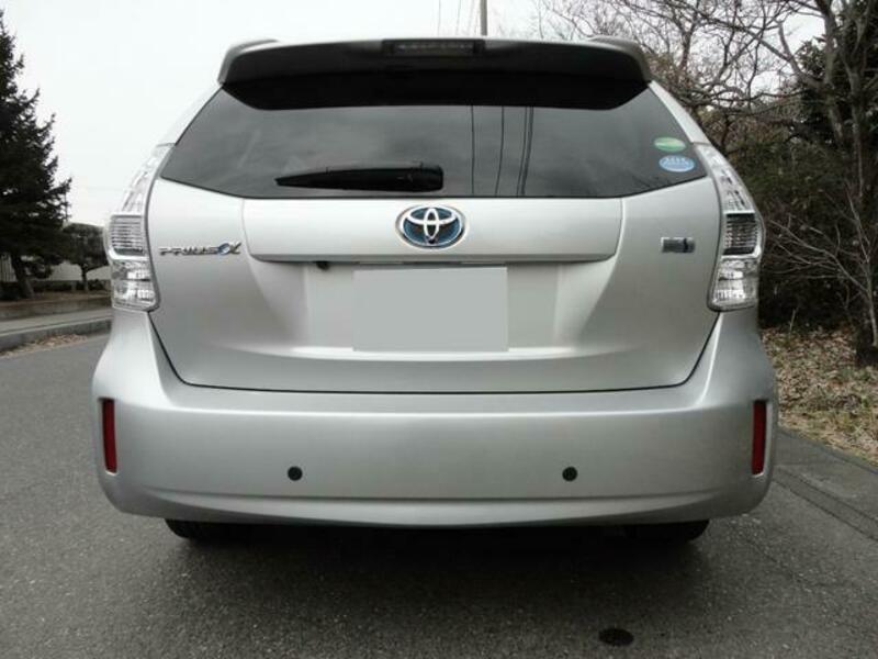 PRIUS ALPHA