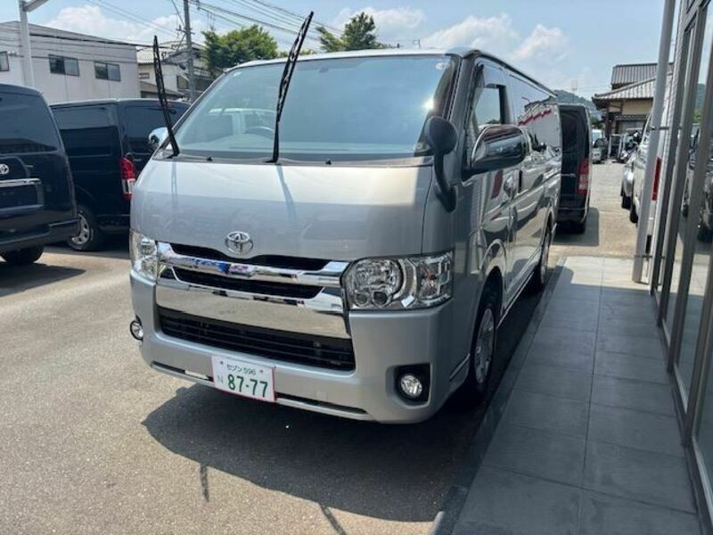 HIACE VAN