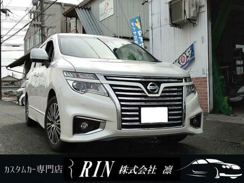 NISSAN ELGRAND