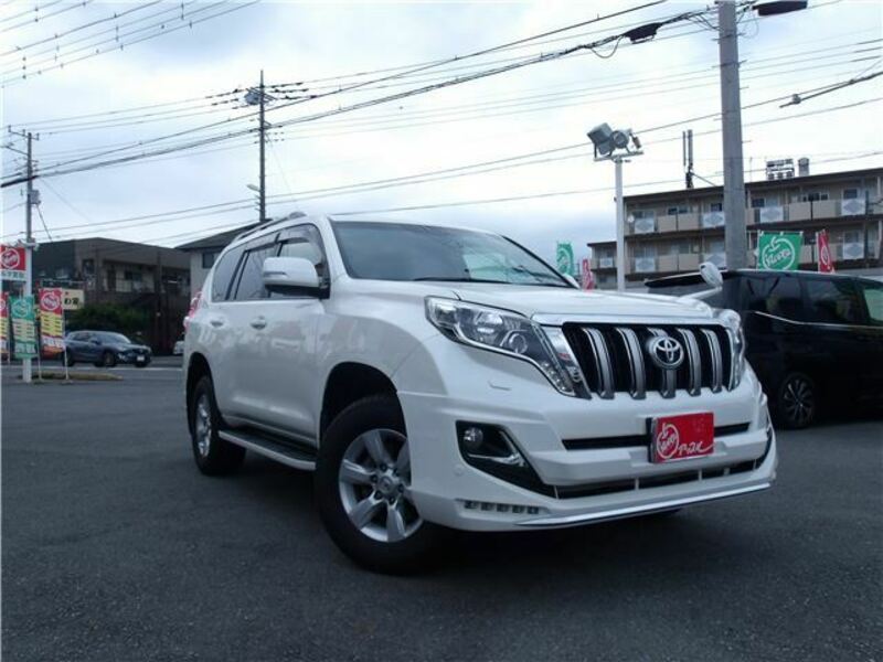 TOYOTA LAND CRUISER PRADO