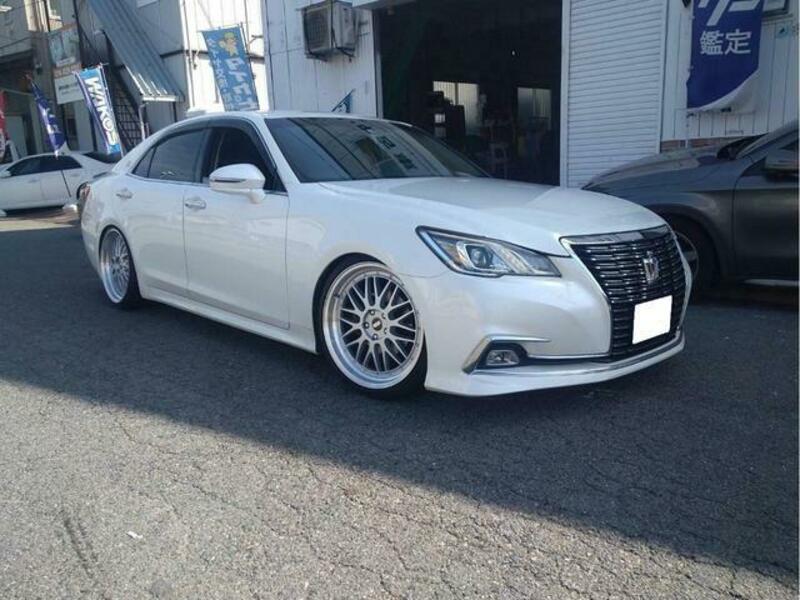 CROWN