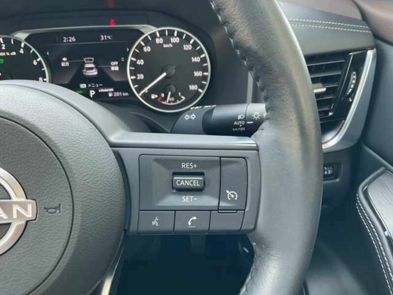 X-TRAIL