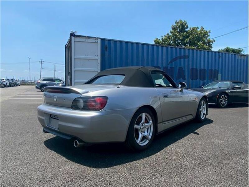 S2000