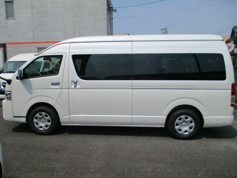 HIACE