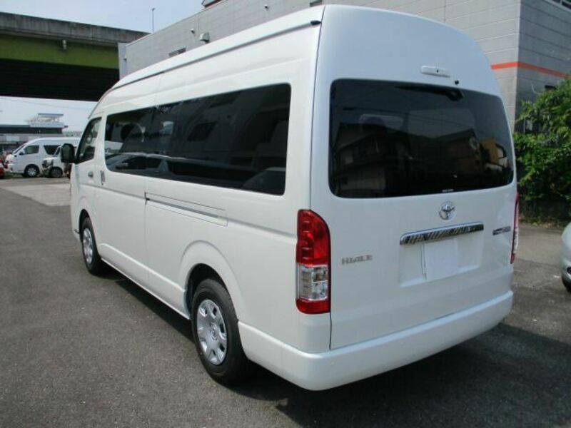 HIACE