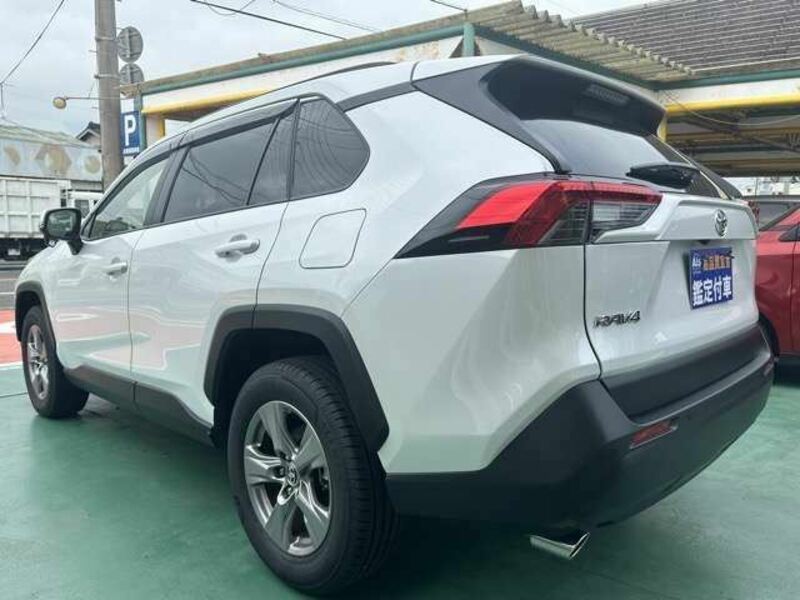 RAV4