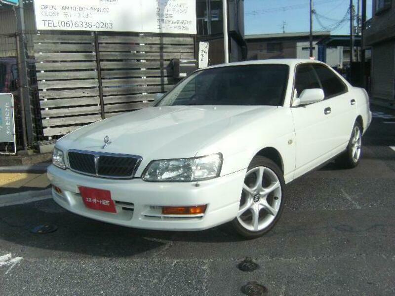 NISSAN LAUREL