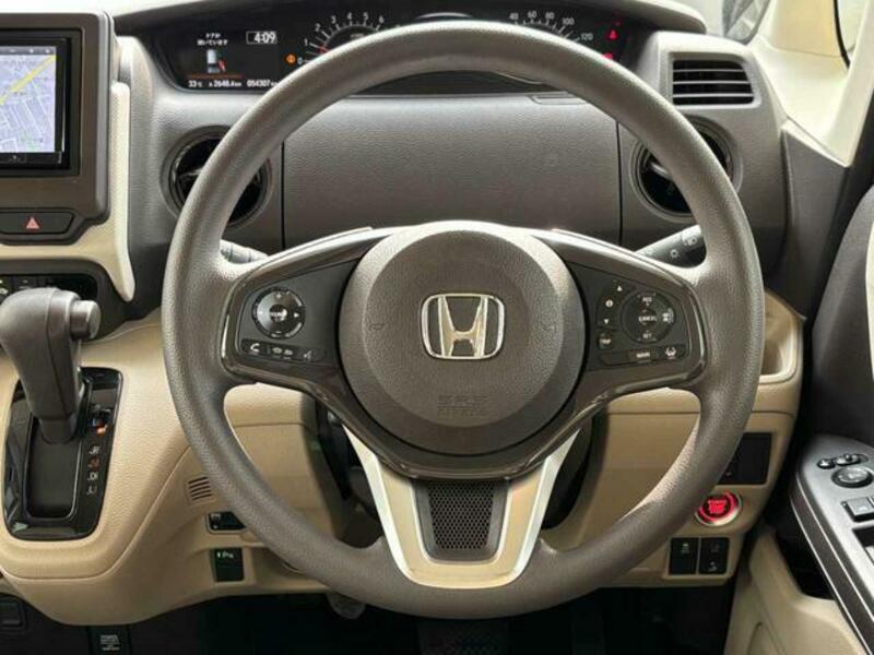 N BOX