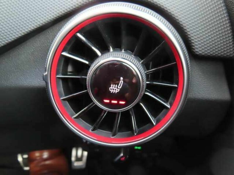 TT