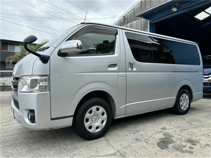 HIACE VAN