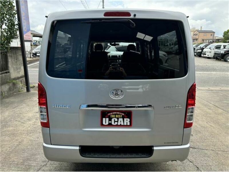 HIACE VAN