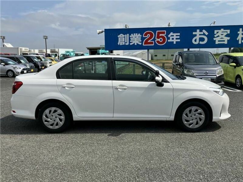 COROLLA AXIO