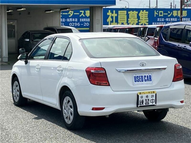 COROLLA AXIO