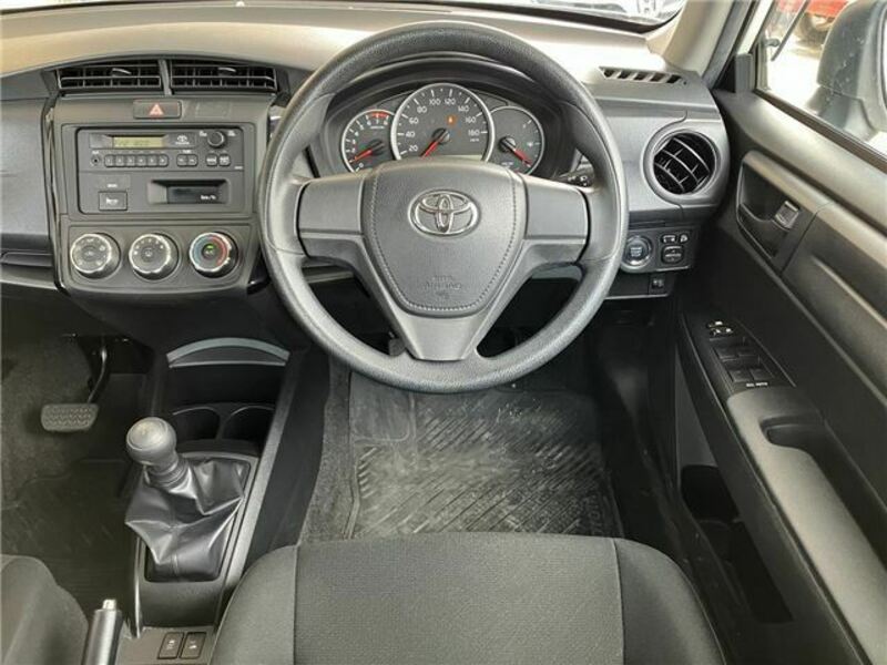 COROLLA AXIO