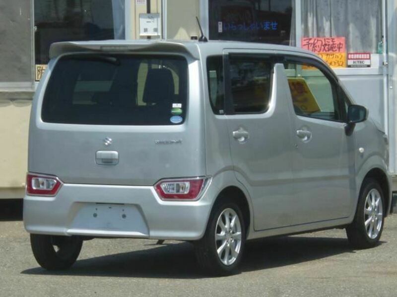 WAGON R