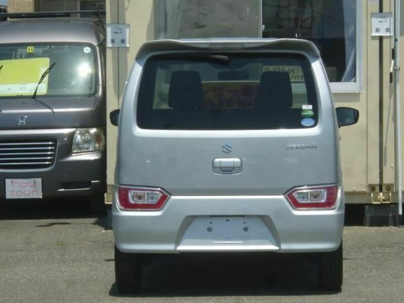 WAGON R