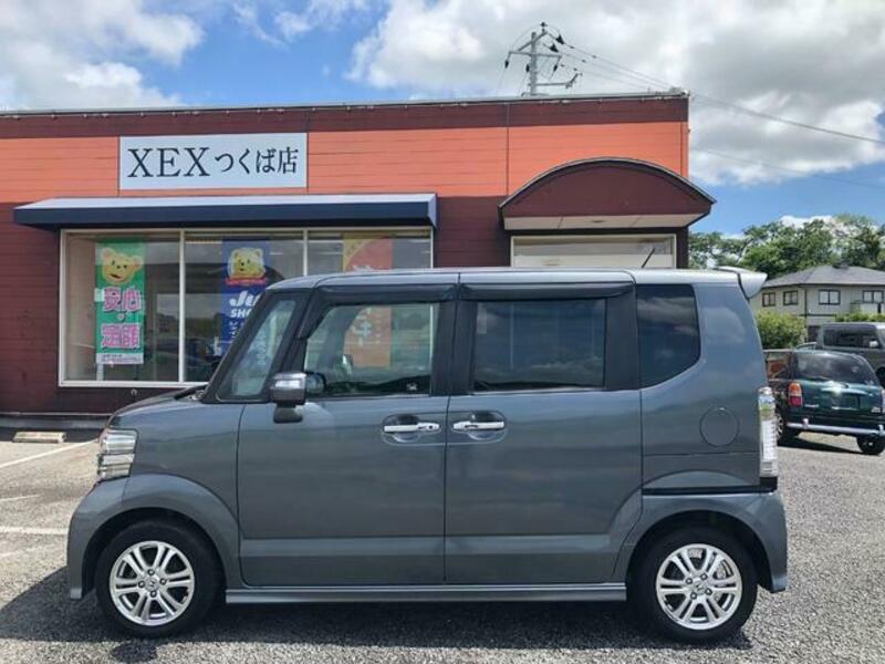 N BOX CUSTOM