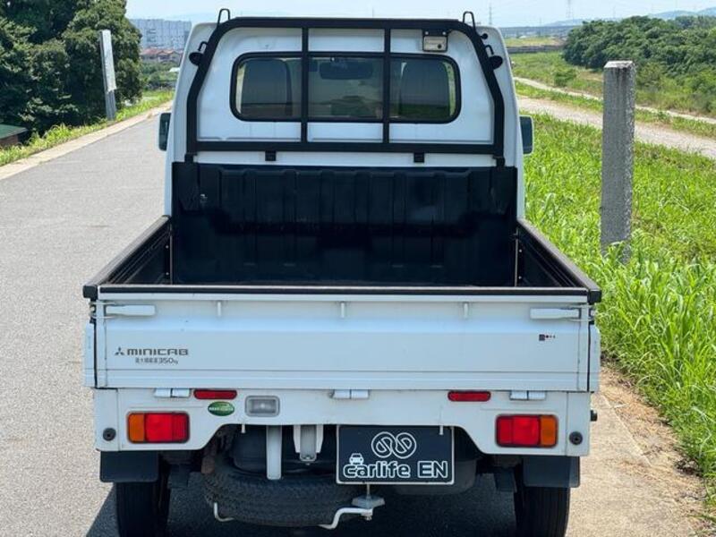 MINICAB TRUCK