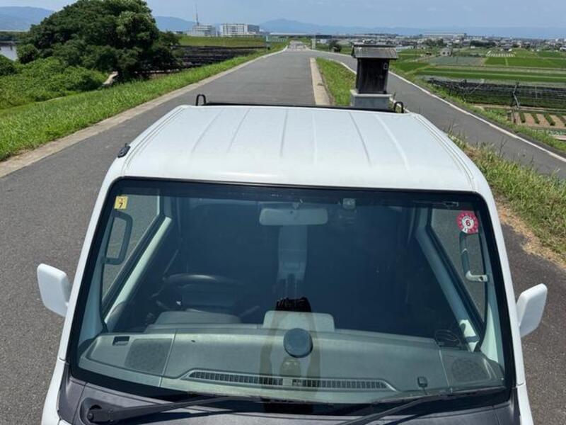 MINICAB TRUCK