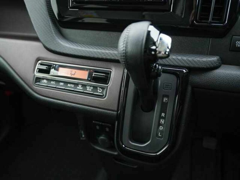 DELICA D2