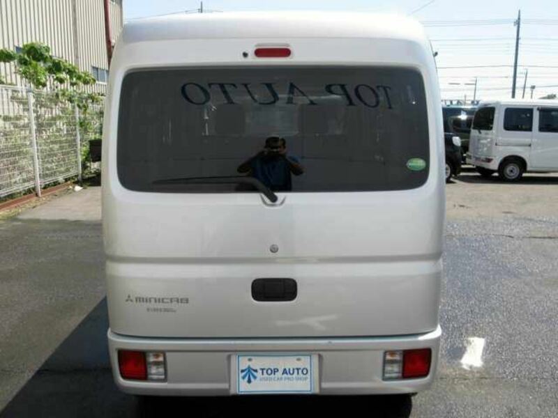 MINICAB VAN