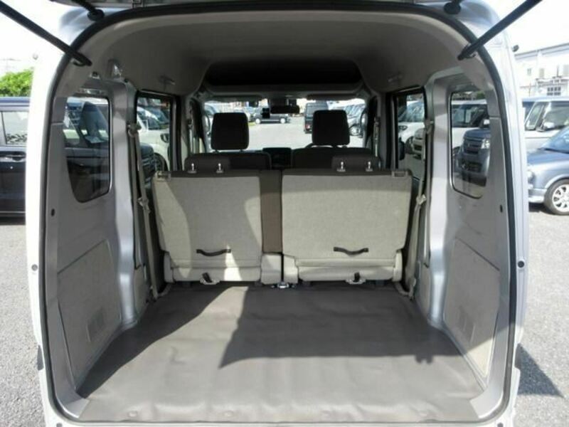 MINICAB VAN