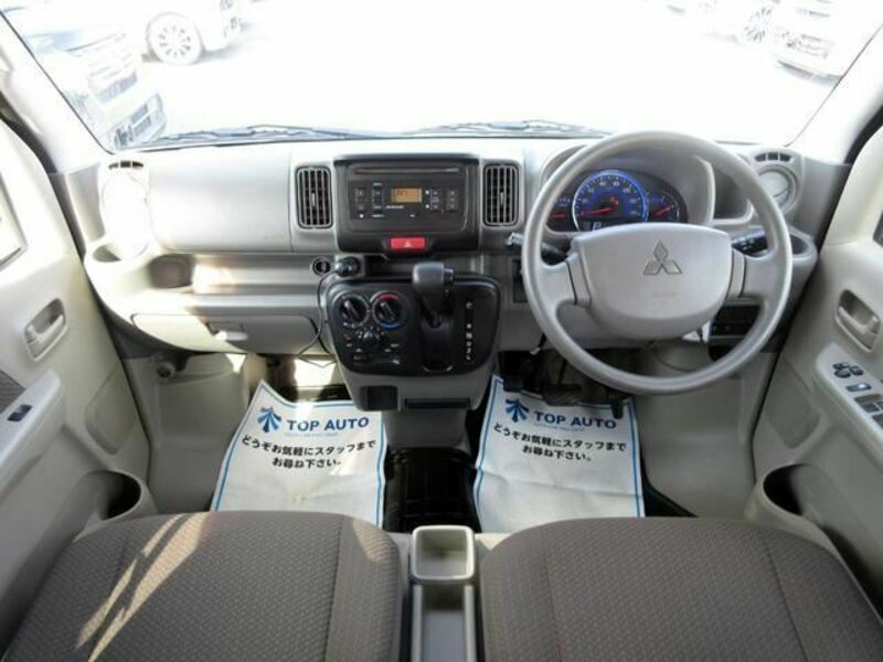 MINICAB VAN