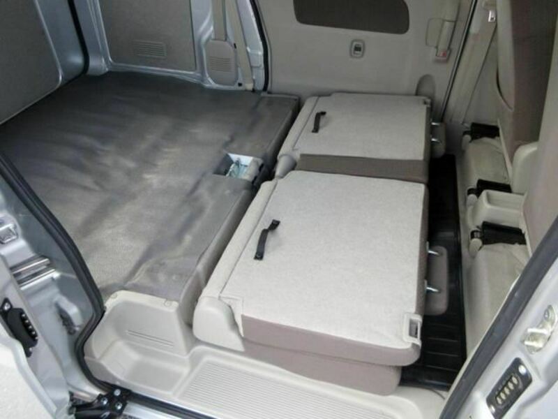 MINICAB VAN