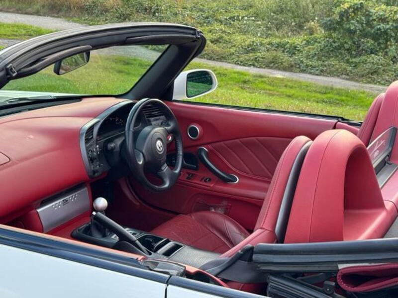 S2000