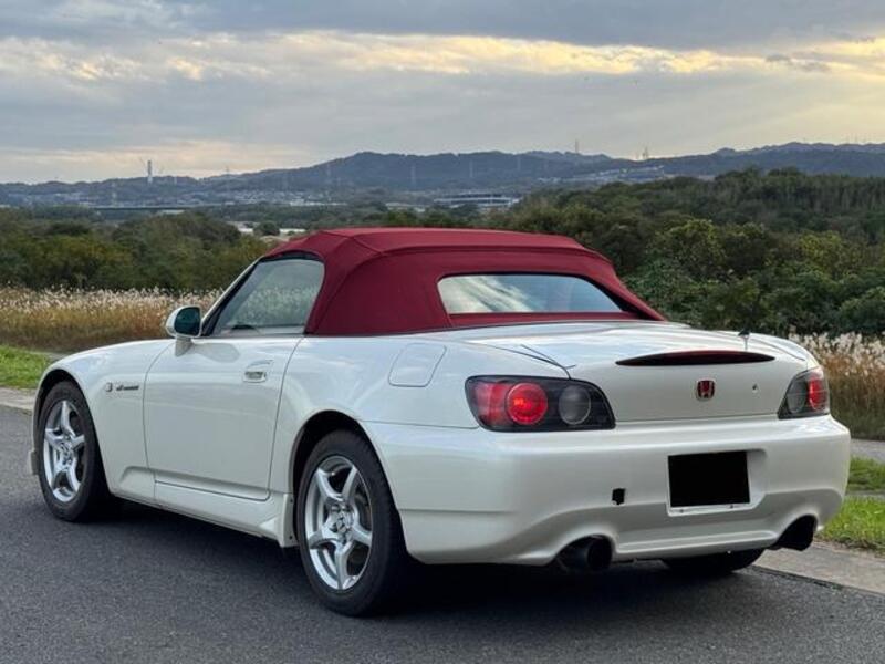 S2000