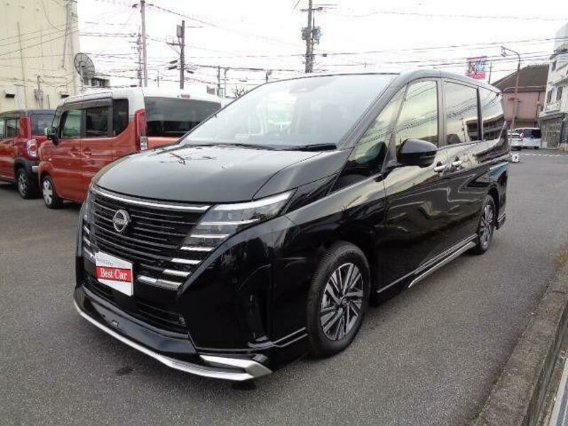 NISSAN SERENA
