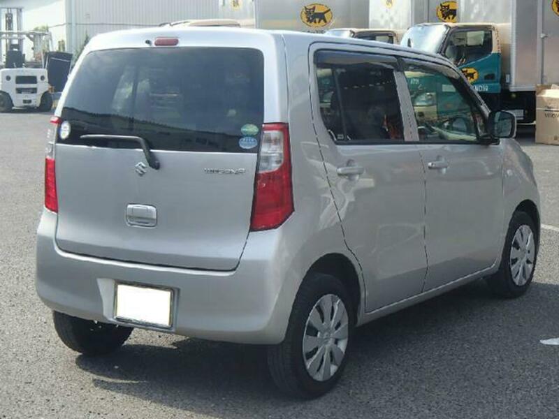 WAGON R